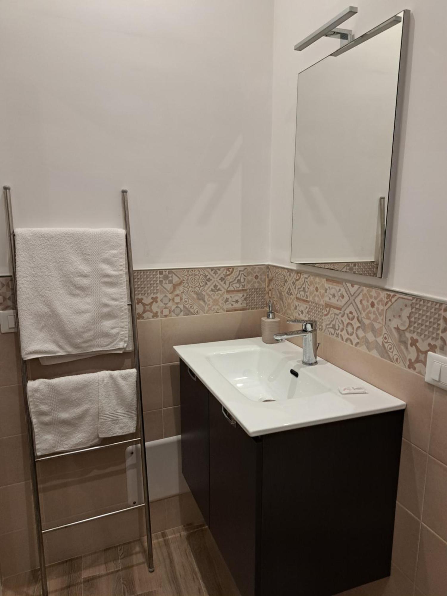 Immacolatella Guest House Palermo Luaran gambar